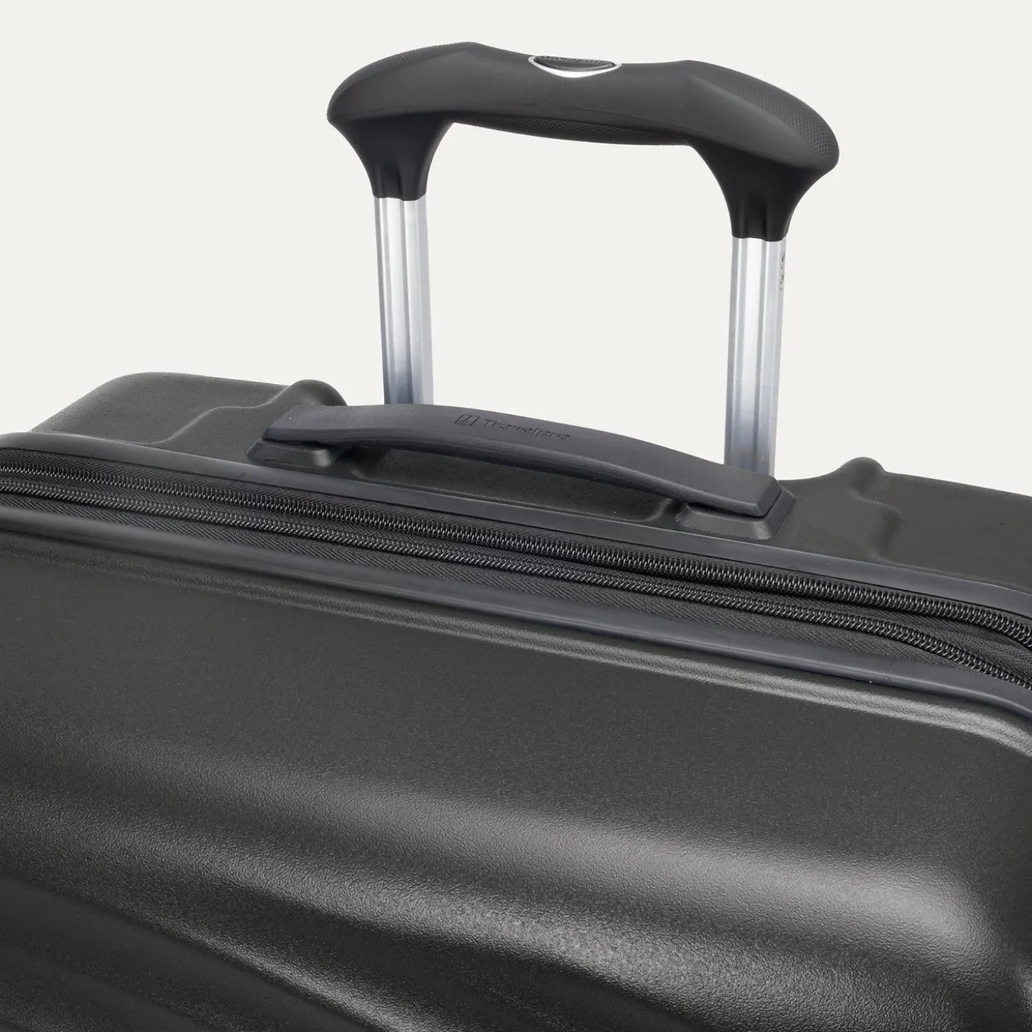 Travelpro Maxlite Air V2 Medium Check-in Expandable Spinner