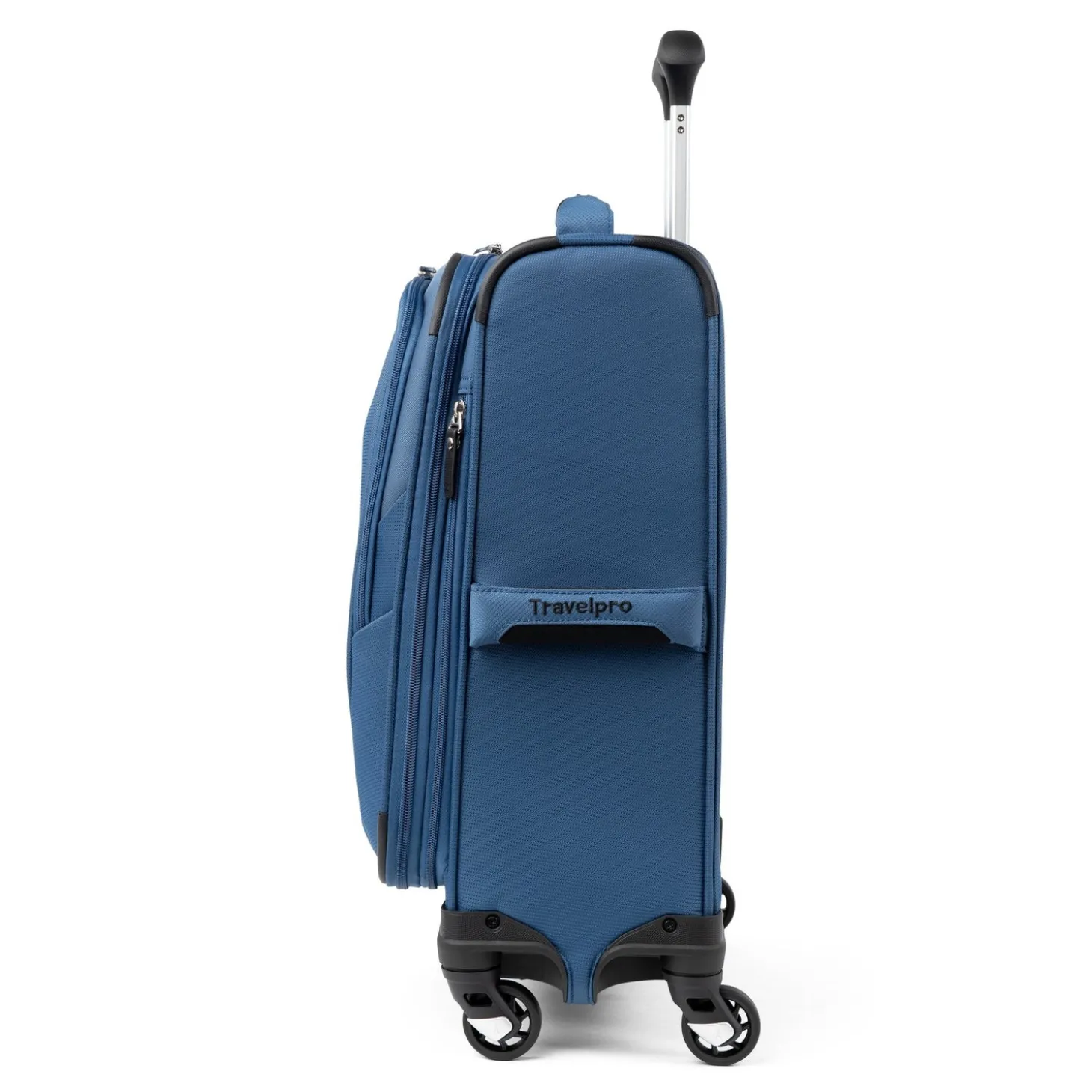 Travelpro Maxlite 5 Lightweight International Expandable Carry-On Spinner
