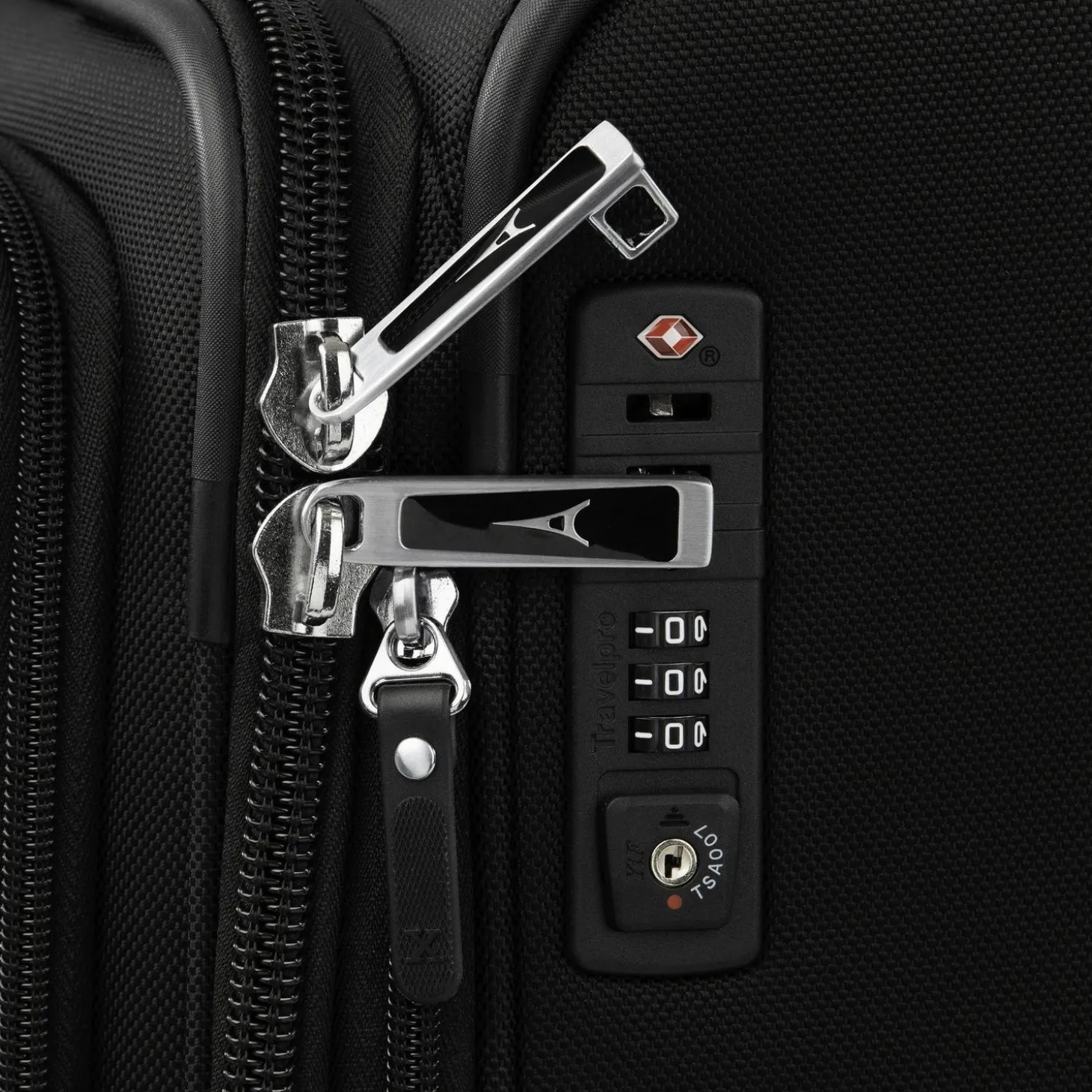 Travelpro Platinum Elite 25" Expandable Spinner