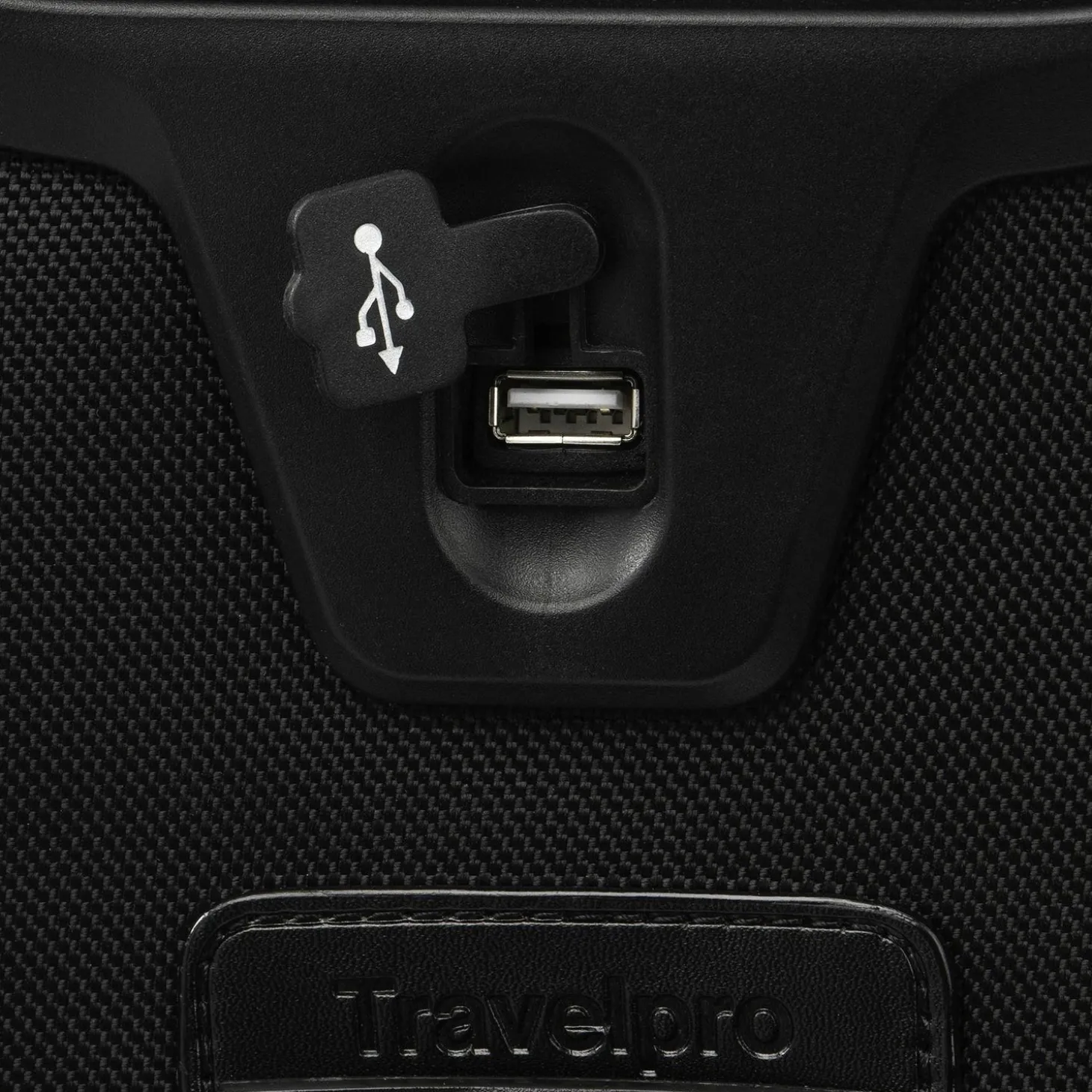 Travelpro Platinum Elite 21" Expandable Carry-On Spinner