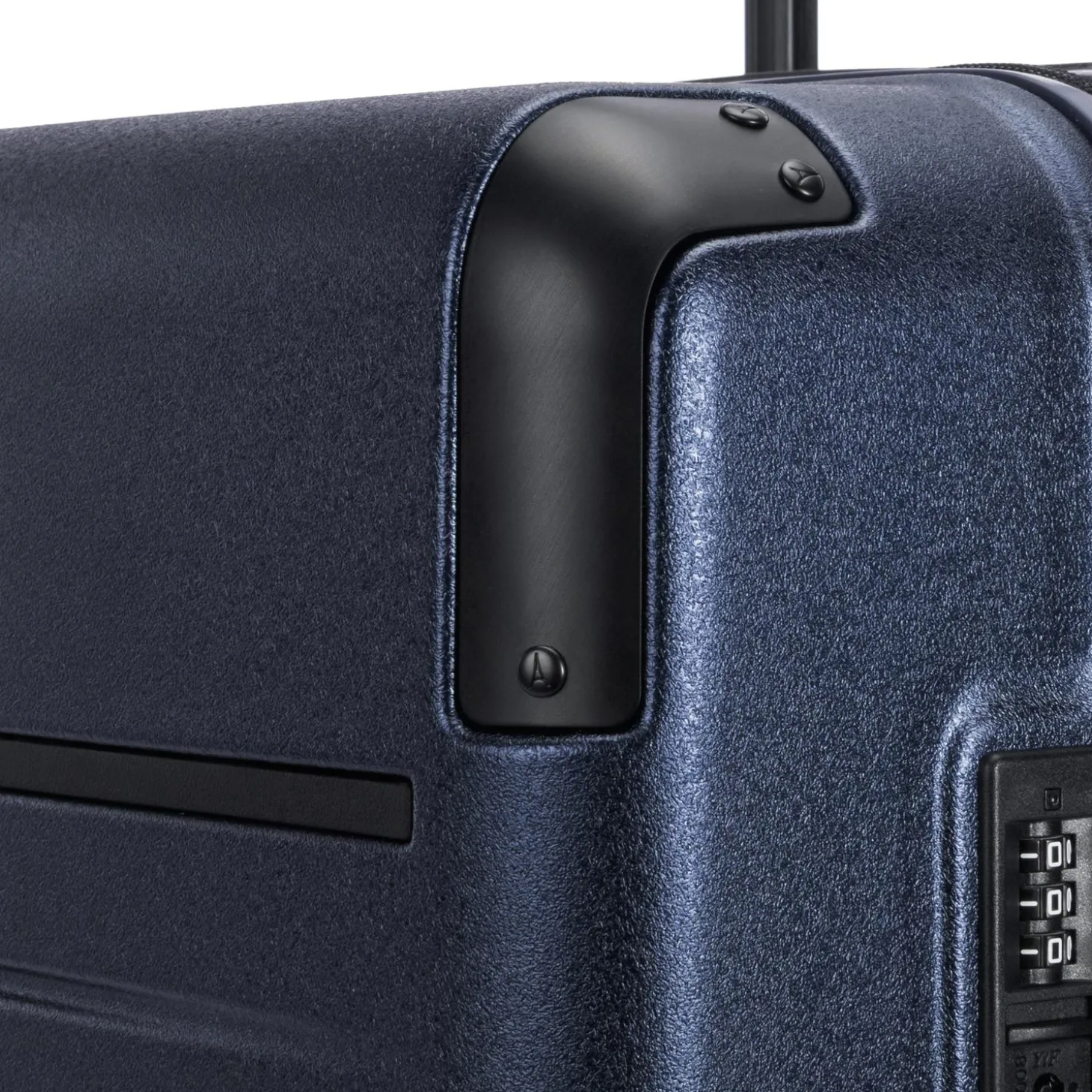 Travelpro Platinum Elite Hardside Large Check-in Expandable Spinner