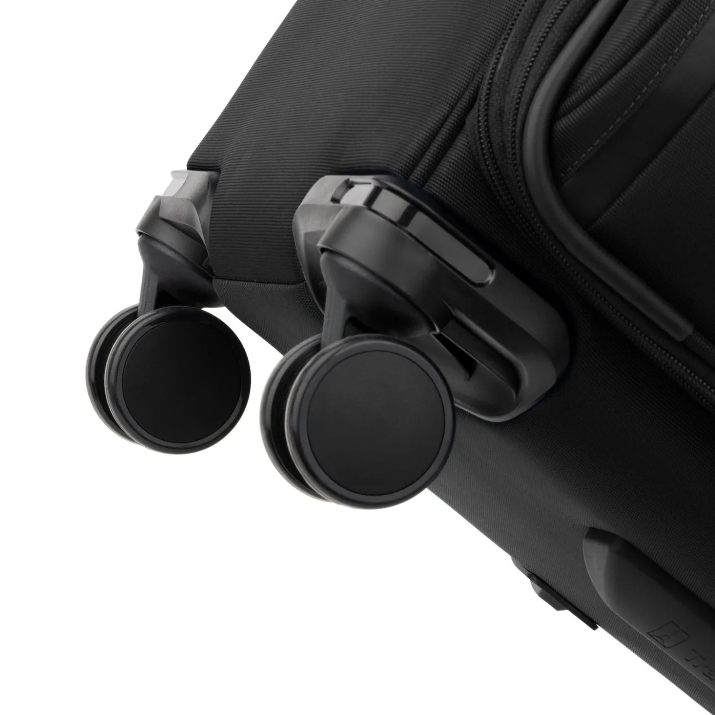 Travelpro VersaPack+ Large Check-in Expandable Spinner