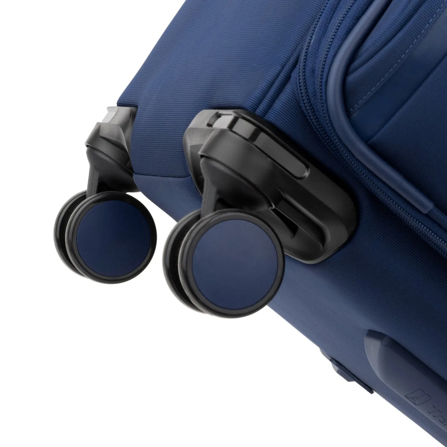 Travelpro VersaPack+ Large Check-in Expandable Spinner
