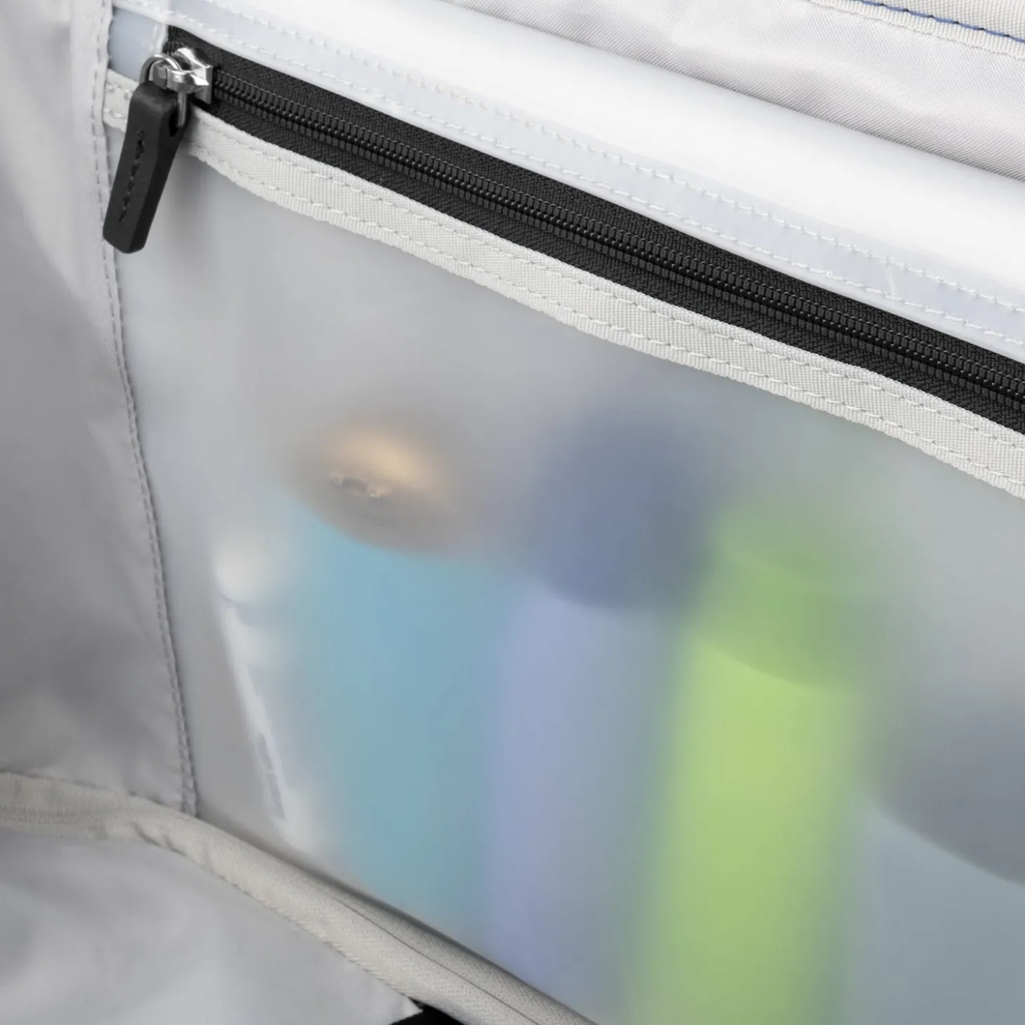 Travelpro VersaPack+ Large Check-in Expandable Spinner