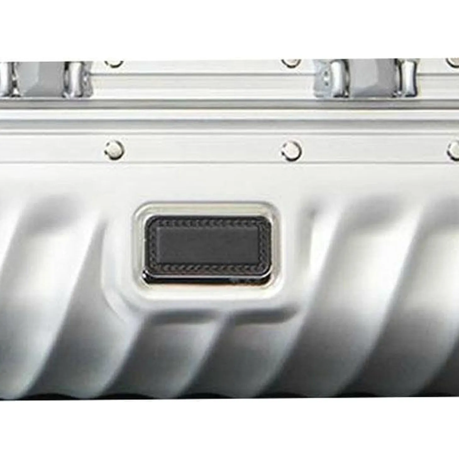 TUMI 19 Degree Aluminum Short Trip Packing Case