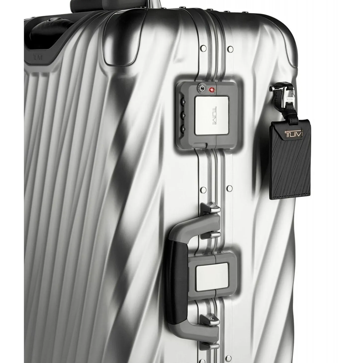 TUMI 19 Degree Aluminum Short Trip Packing Case