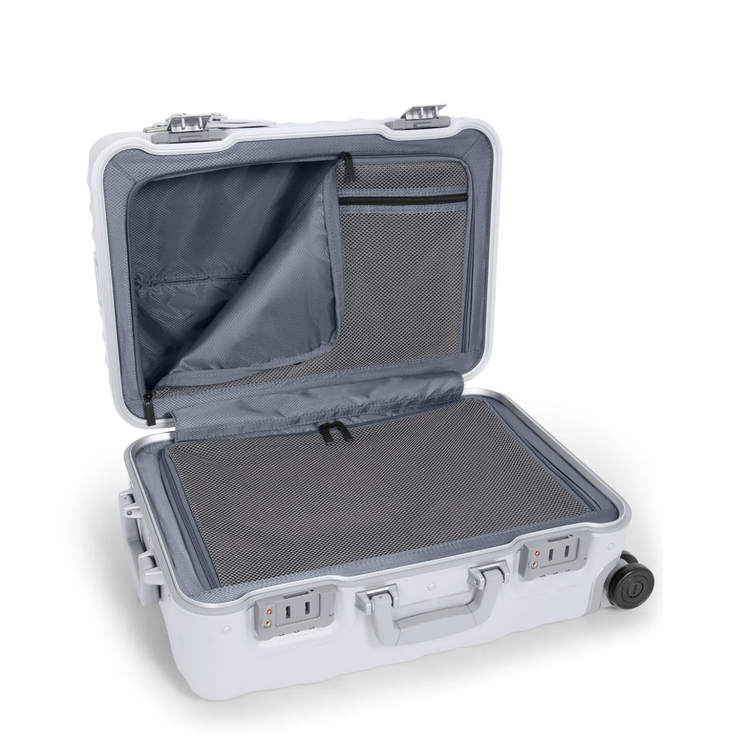 TUMI 19 Degree Frame International 4 Wheeled Carry-On