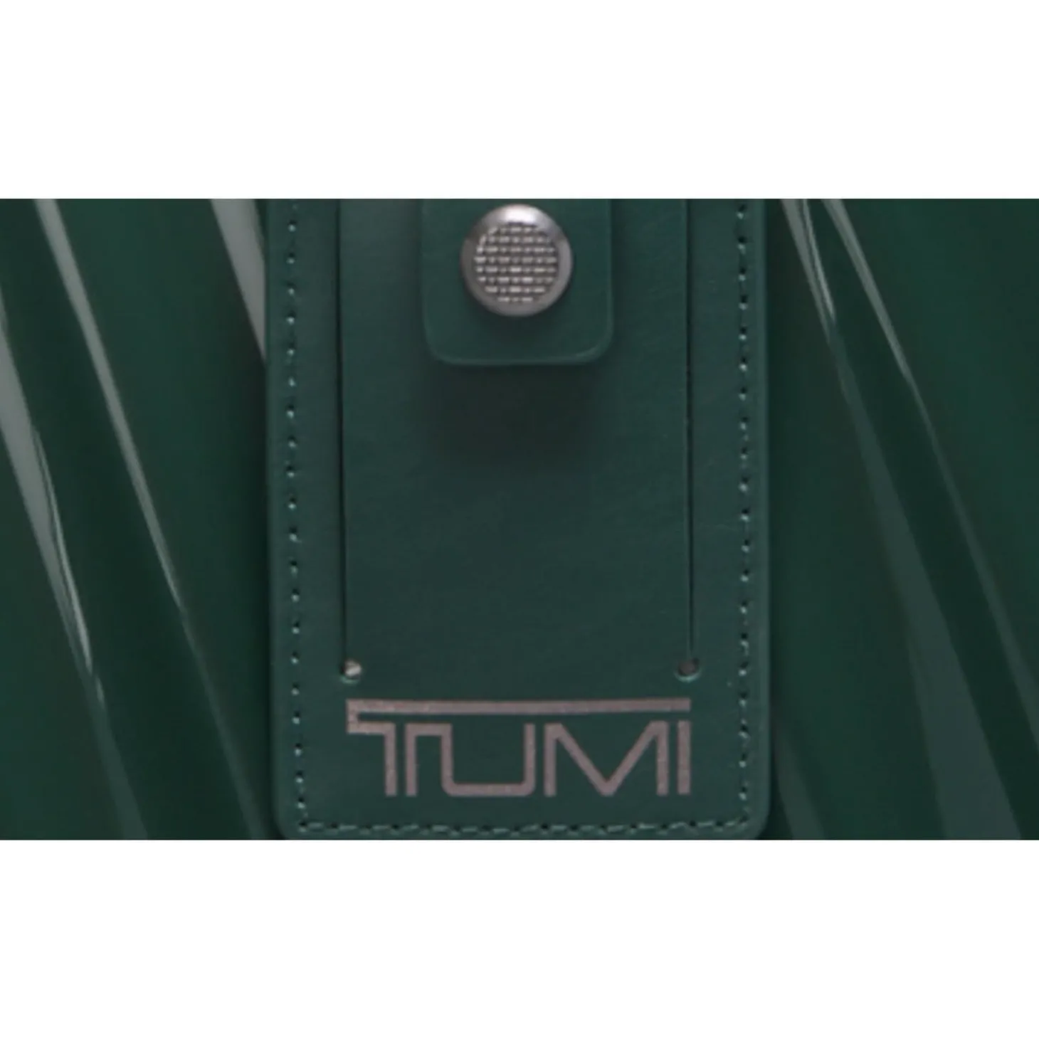 TUMI 19 Degree International Expandable 4 Wheeled Carry-On