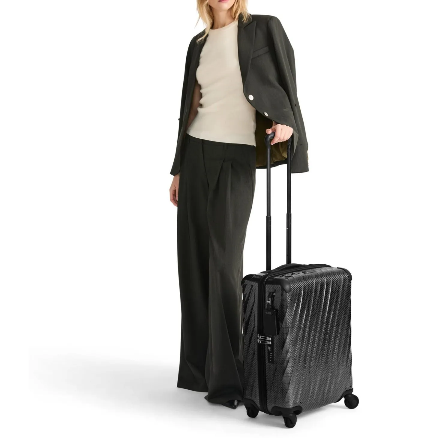 TUMI 19 Degree Lite Continental 4 Wheeled Carry-On