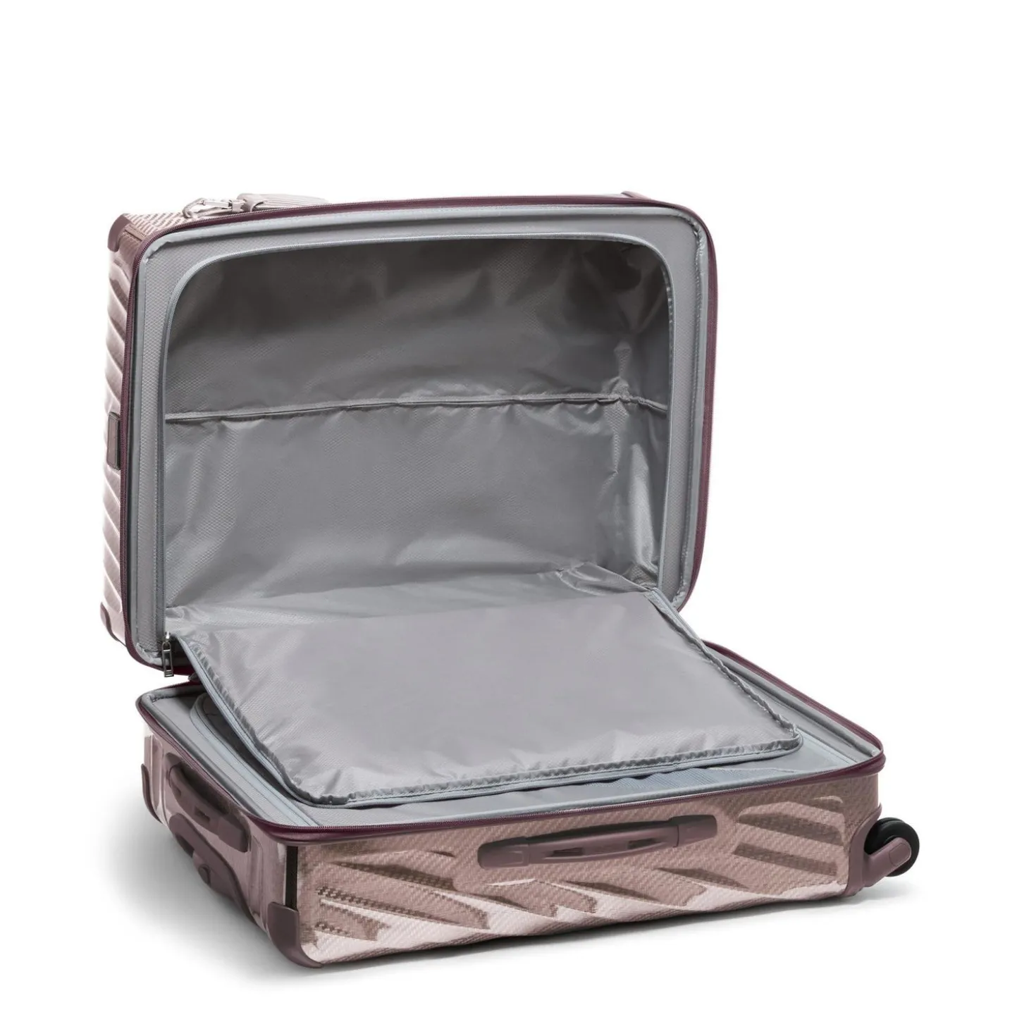 TUMI 19 Degree Lite Continental 4 Wheeled Carry-On
