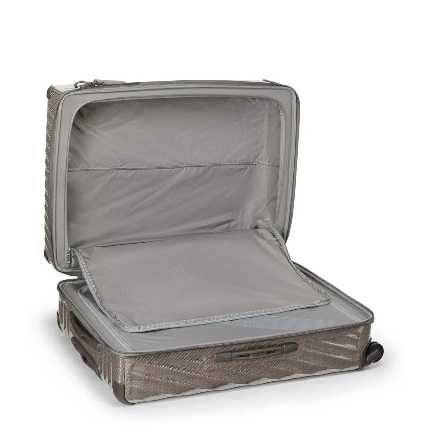 TUMI 19 Degree Lite Extended Trip 4 Wheeled Packing Case