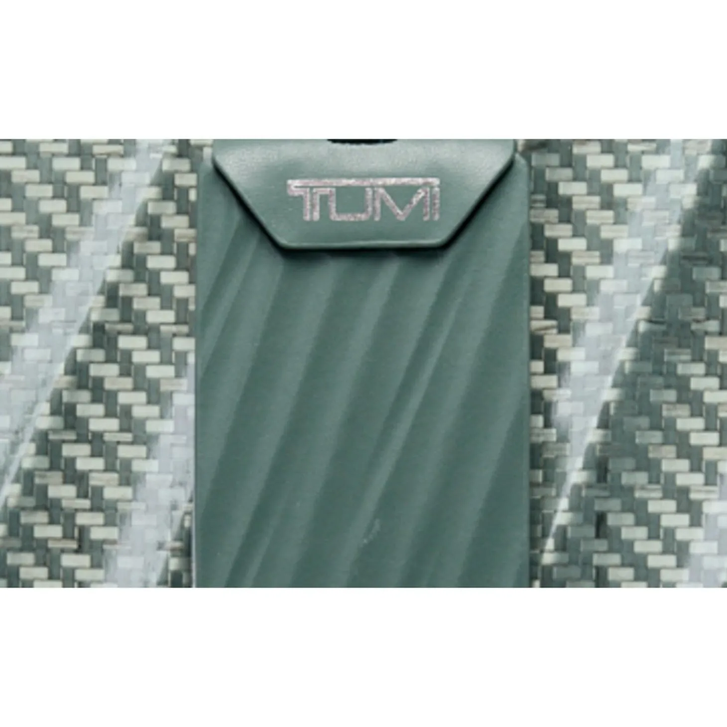 TUMI 19 Degree Lite Extended Trip 4 Wheeled Packing Case
