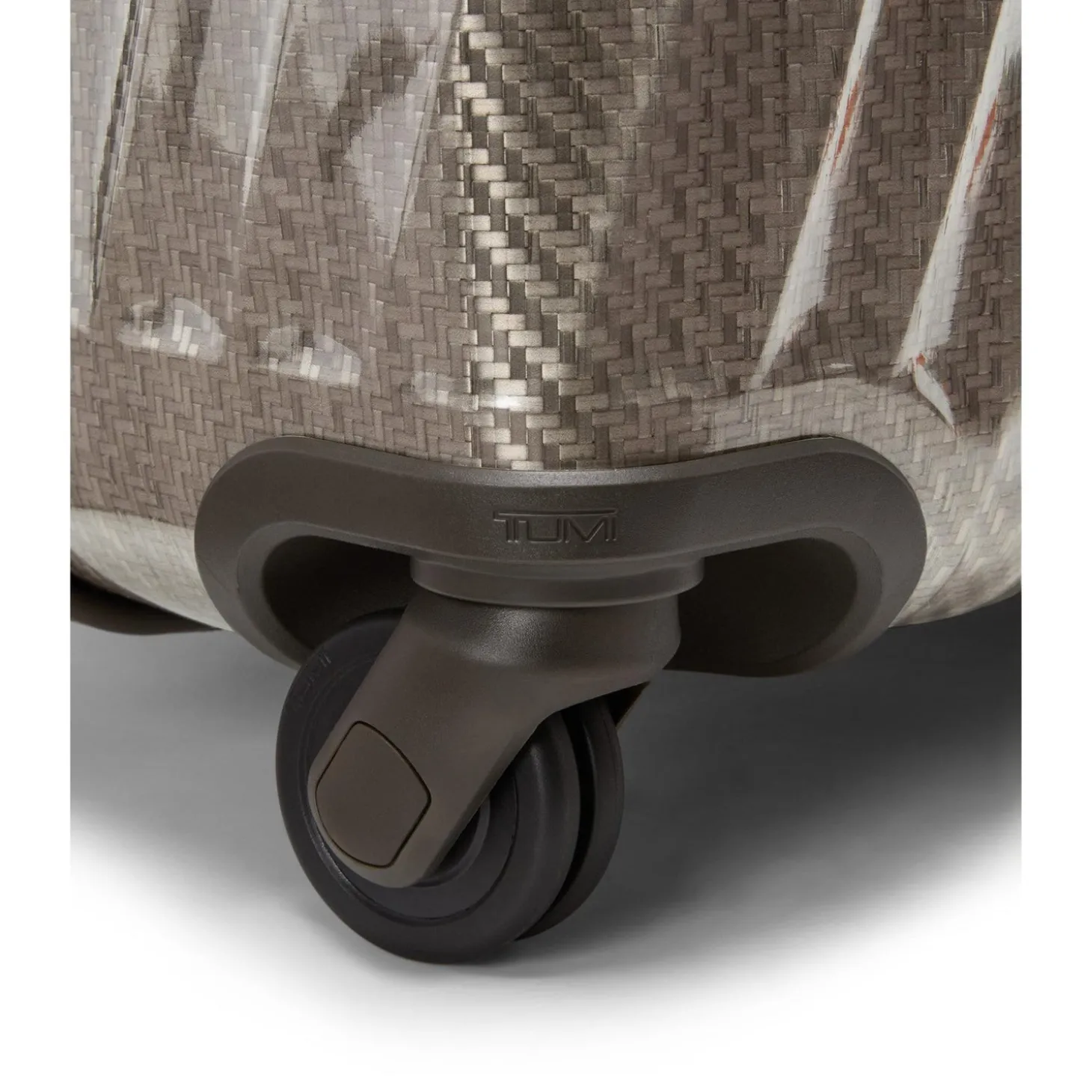 TUMI 19 Degree Lite Extended Trip 4 Wheeled Packing Case