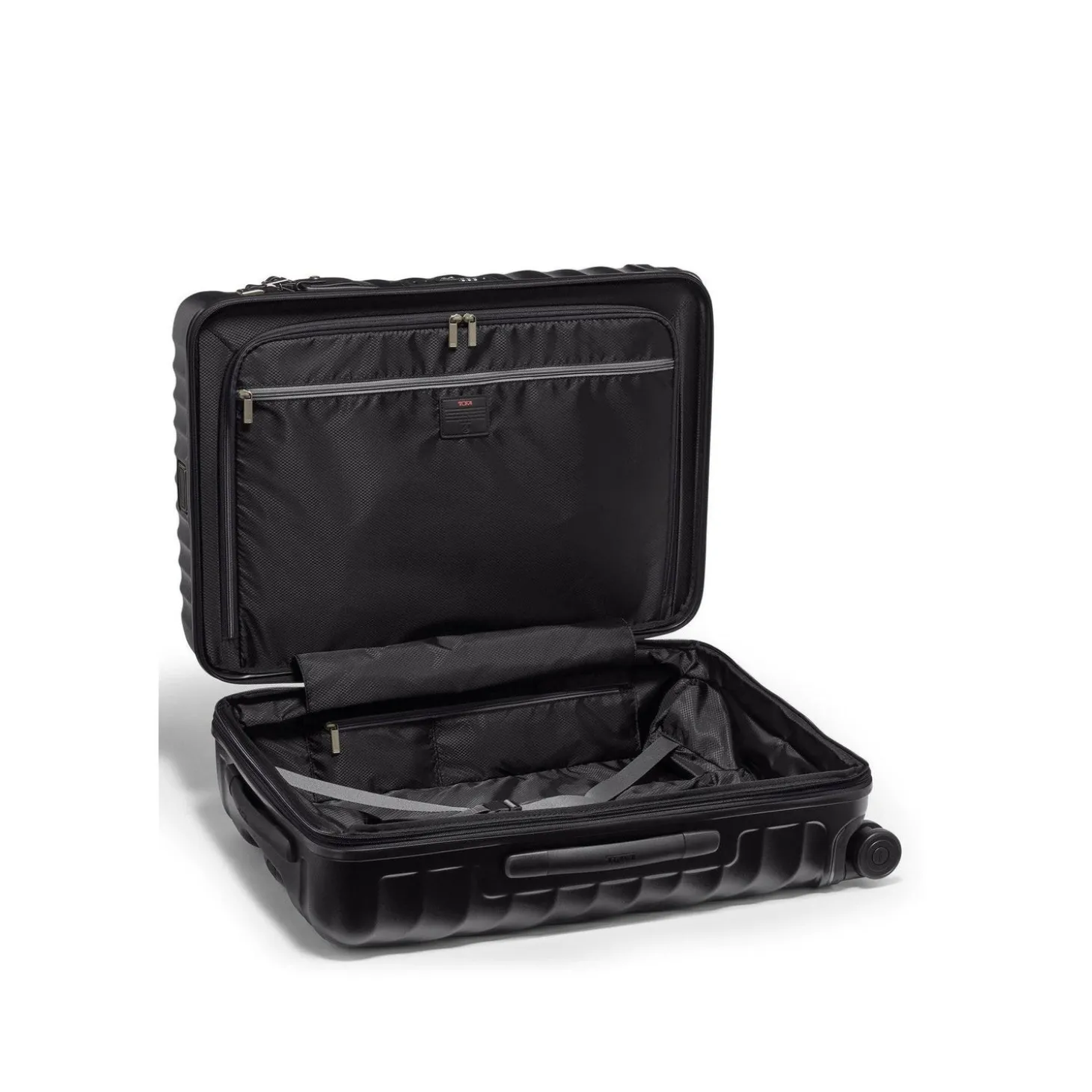 TUMI 19 Degree Short Trip Expandable 4 Wheeled Packing Case