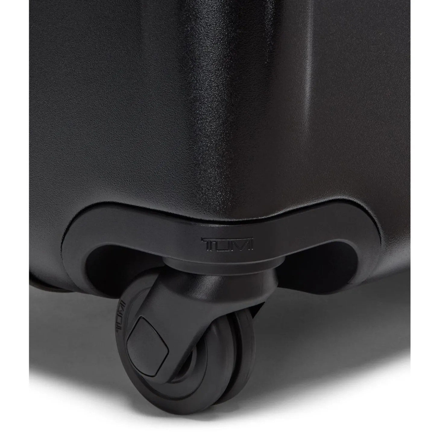 TUMI Ventra Expandable Carry On