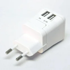 Voltage Valet Universal 2 Port USB Travel Power Adapter Charger Set